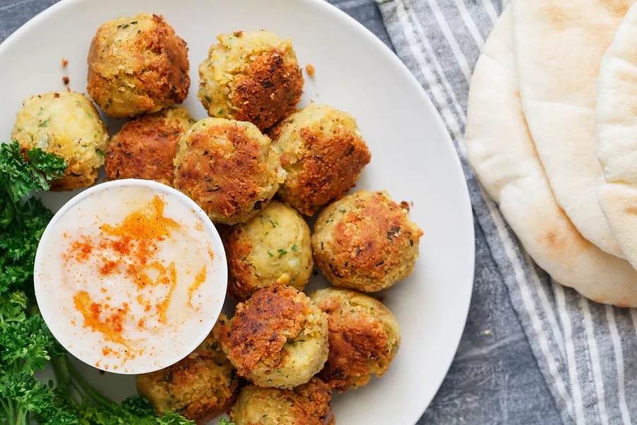 Falafel Tarifi Farklı Bir Köfte Denemeye Ne Dersiniz Enfes Lezzetiyle