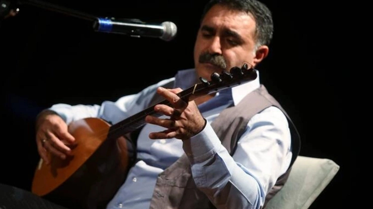 Erdal Erzincan Kimdir Erdal Erzincan Kaç Yaşında ve Nereli