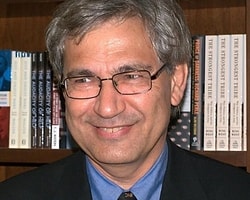 Orhan Pamuk'tan AKP Yorumu