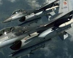 Çukurca'da Uçak Hareketliliği