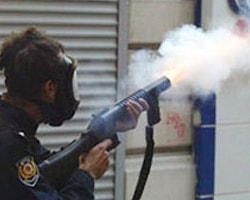 Emniyet'ten Gaz Açıklaması: 'Polislere Bir Şey Olmadı'