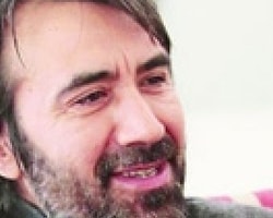 Zeki Demirkubuz kendine meydan okuyor