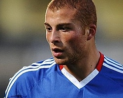 Gökhan Töre'den Hamburg'a Ret