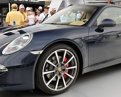 Porsche, 1200’ü Aşkın Aracı Geri Çağırıyor