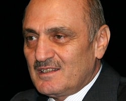 Bayraktar: "Türkiye'yi Dalga Dalga Dönüştüreceğiz"