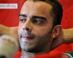 Semih Şentürk Hayata Küstü!