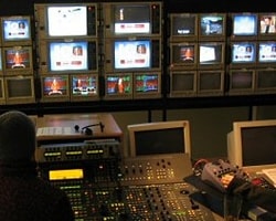 TV Kanallarına 90 Dakika Zorunlu Yayın Şoku