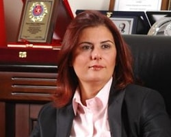 CHP’li Özlem Çerçioğlu, Geçirdiği Trafik Kazasında Yaralandı