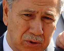 Bülent Arınç Mem U Zin'e hayran kaldı