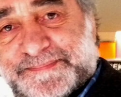 Pamuk Gibi Bir İnsan, Şimdi Boğazda Bir Yumruk