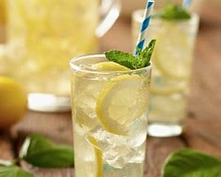Böbrek Taşına Karşı Limonata