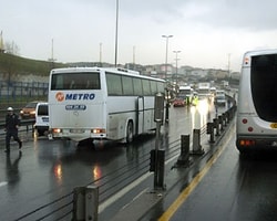 Takla Atarak Metrobüs Yoluna Girdi
