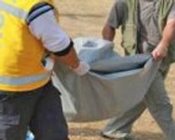 Fatih'te deniz kıyısında ceset bulundu