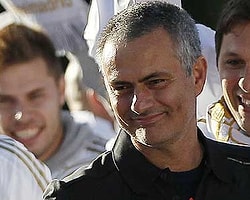 Mourinho İstanbul'a Geliyor!