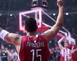 Olympiakos Finale Yürüyor!