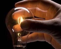 Elektrik Kesilince Asansörde Mahsur Kaldılar