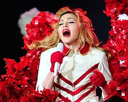 Madonna Bono'yu Kıskanmış