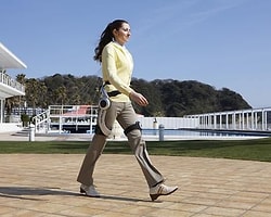 Honda'nın Asimo Teknolojisi Yürüme Asistanına İlham Kaynağı