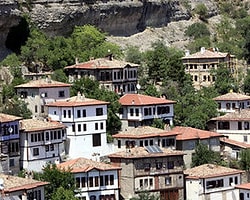 Restore Yerine 'Satılık' Levhası"!