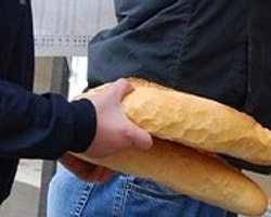 "Elinde Bira İle Ekmek Aldın" Dayağı