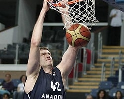 Anadolu Efes Khimki'yi Devirdi!