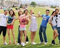 İzmir'e 'Faşist' Diyen Neden Çarpılır?