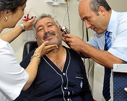 Kulağından 25 Adet Kurt Çıktı