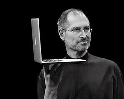 Apple'dan Steve Jobs'a Özel!