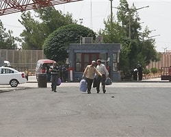 Suriyelilerin Kaçışı Sürüyor