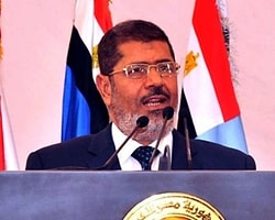 Mursi, Putin'in Rusya Davetini Kabul Etti