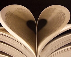 Depremzede Öğrencilerden Şemdinli'ye Kitap Yardımı