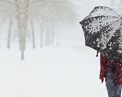İstanbul'a Yılın İlk Karı Düştü