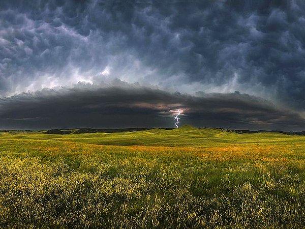 30. Fırtına Bulutları – South Dakota, Amerika (2009)