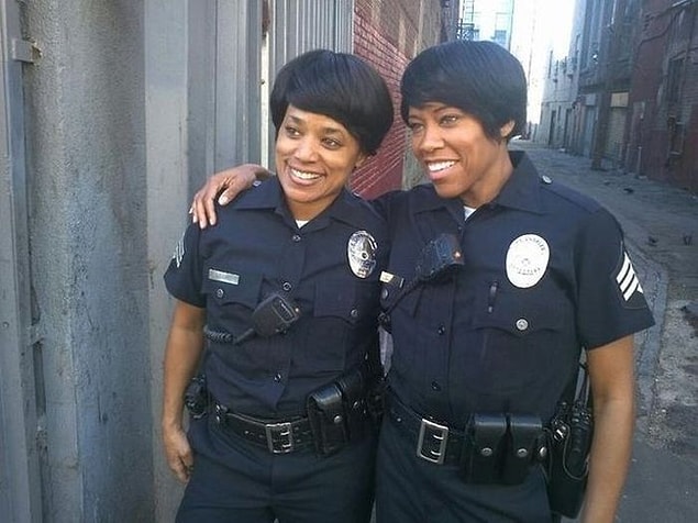 24. Regina King ve dublörü