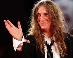 Patti Smith “Çoluk Çocuk”A Devam Kararı Aldı