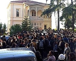 Galatasaray Üniversitesi'nde Olay | Hürriyet