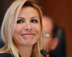 'Eğitim Dili Türkçe Kalmalı Ama Herkes Ana Dilini Öğrenebilmeli'