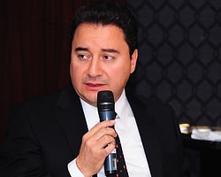 Dünya Görüyor, Muhalefet Göremiyor