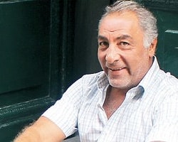 Roman Karakterlerini Kontrol Edemeyen Yazar