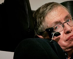 Stephen Hawking Allah'ın varlığını kabul etti