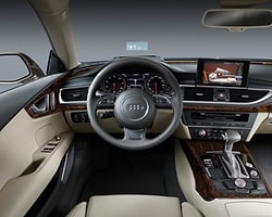 Audi Artık Otoparka Kendi Parkediyor