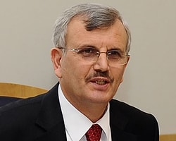 Sağlık Komisyonu Başkanı: 'Caddelerde de Sigara İçilmesin'