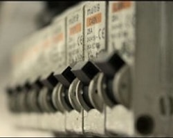 Elektrikte Serbest Tüketici Limiti 5 Bin Kwh'ya Düşürüldü