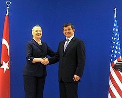 Clinton'dan Davutoğlu'na Teşekkür Telefonu