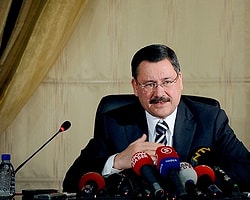 Melih Gökçek'ten Yine Aykırı Açıklama!
