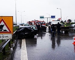 İçişleri Bakanı'nın Konvoyunda Kaza