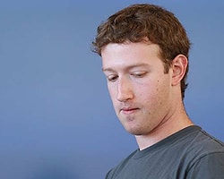 Facebook Google'a Küstü