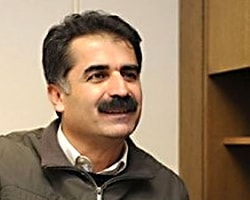 Karakolda Şok Görüntü: Milletvekili Fotosu Arananlar Listesinde