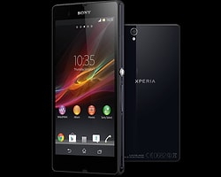 Sony'nin Süper Telefonu Xperia Z Türkiye'de