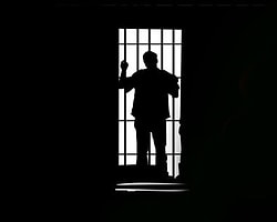 Türkiye'nin Çözemediği Sorun: Uzun Tutukluluk Süreleri